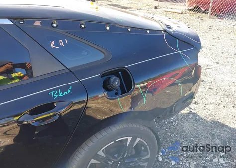 2022 Kia K5 Gt-Line from USA, damaged, VIN 5XXG64J23NG101351